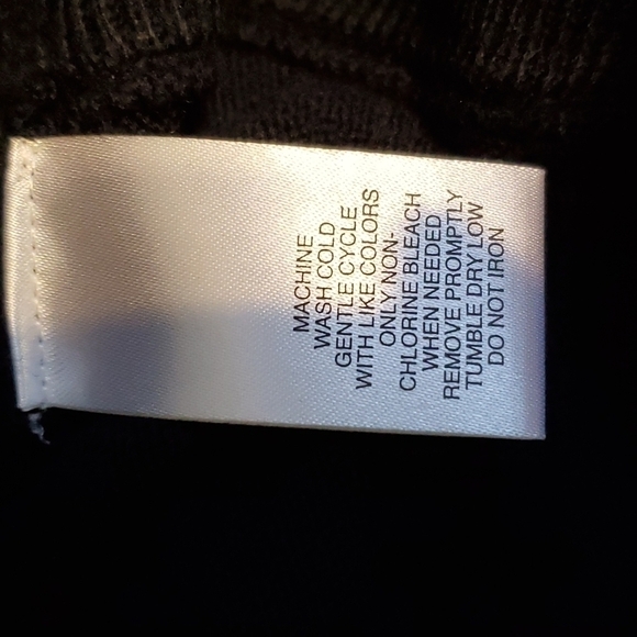 Designers Originals- Women's ARTSY Floral Sweater Top New! Size Small - Picture 5 of 5